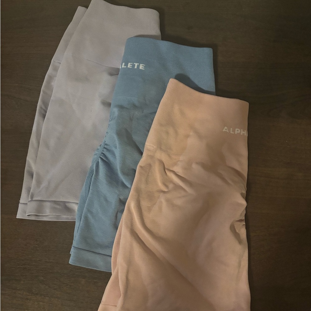 Alphalete Women’s Amplify shorts set